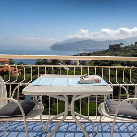 Grand Hotel Vesuvio Sorrento Esterno foto