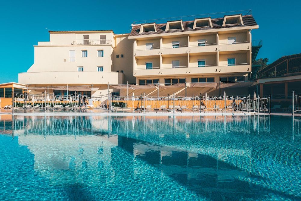 Grand Hotel Vesuvio Sorrento Esterno foto