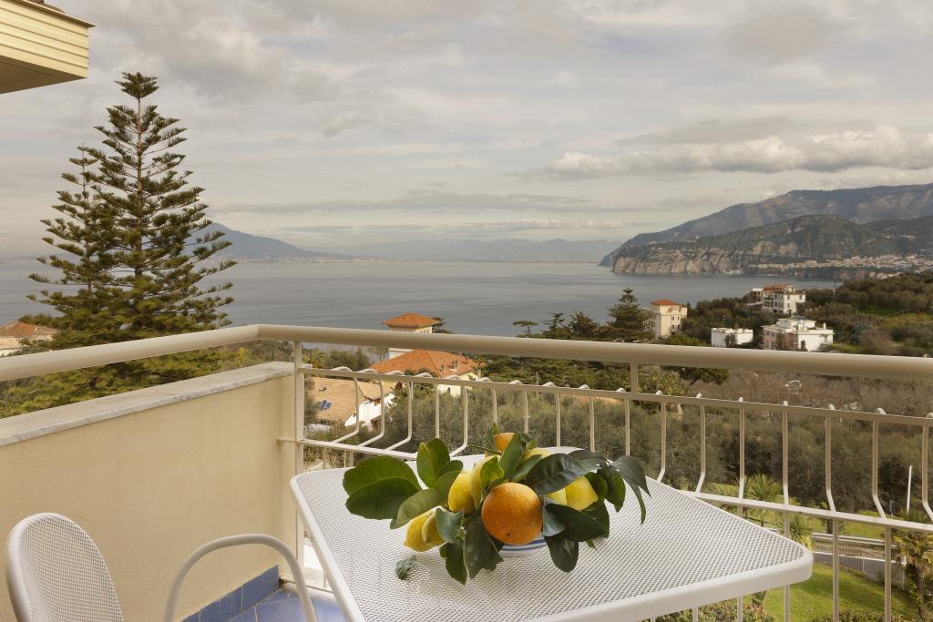 Grand Hotel Vesuvio Sorrento Esterno foto
