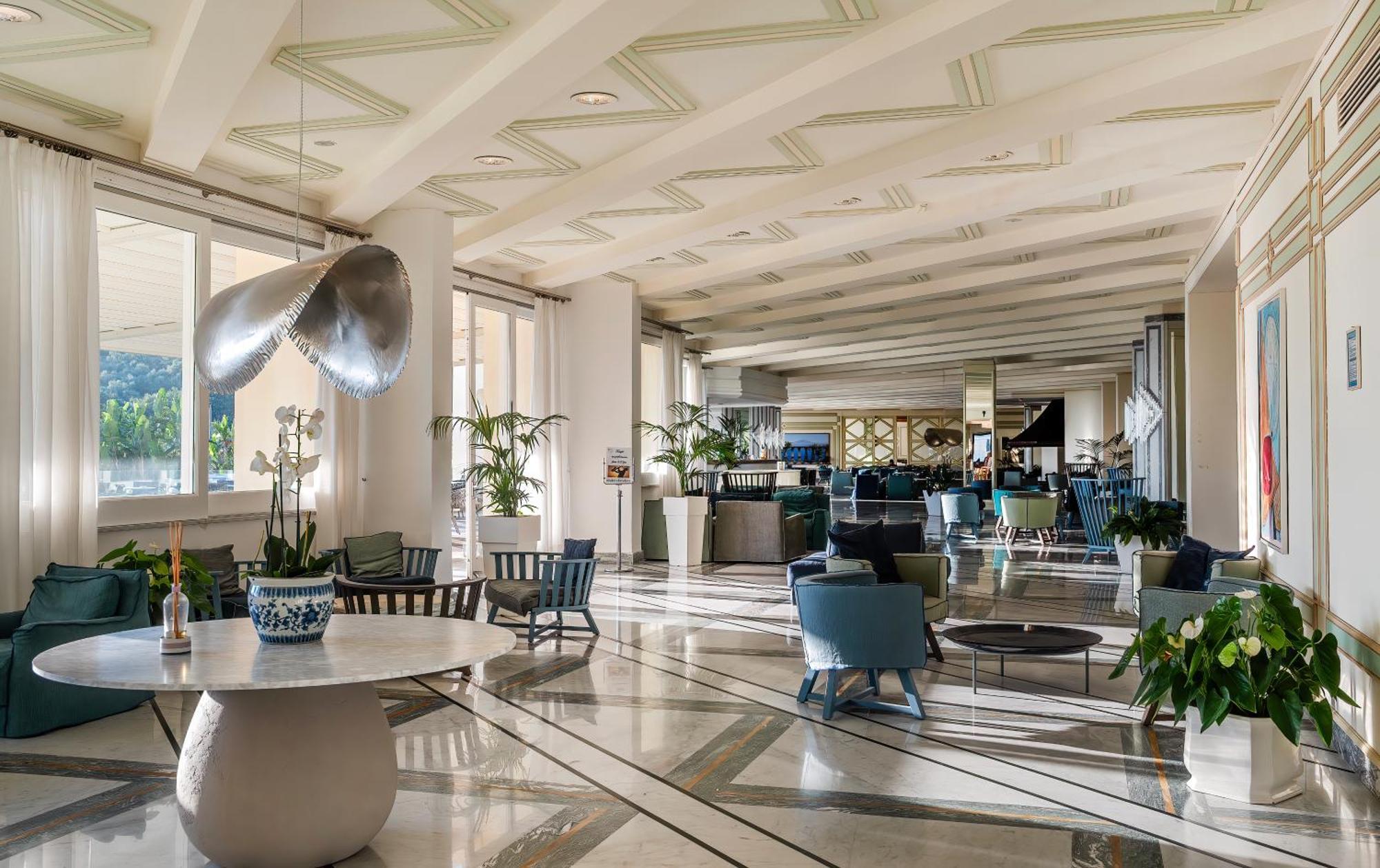 Grand Hotel Vesuvio Sorrento Esterno foto
